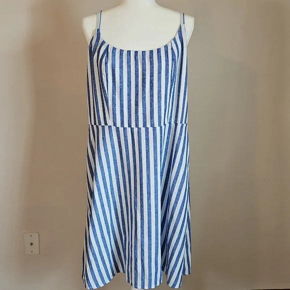 Old Navy XL TALL Dress Striped Linen Blend Coastal Smocked Beachy Nautical - Picture 4 of 10